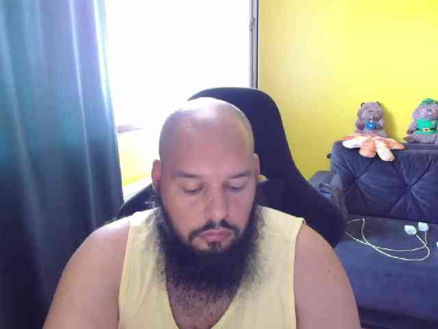 GuesssWho24