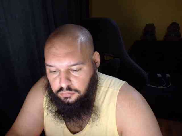 guessswho24