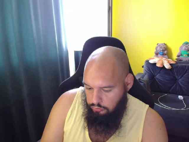 GuesssWho24