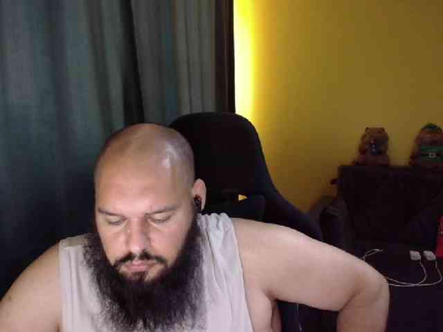 GuesssWho24