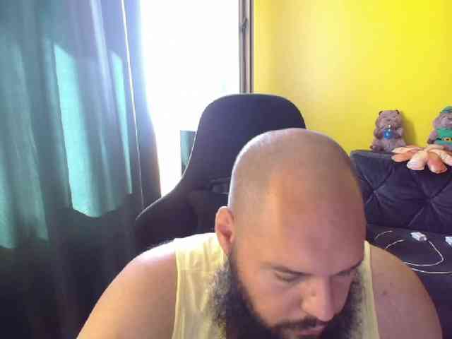 GuesssWho24