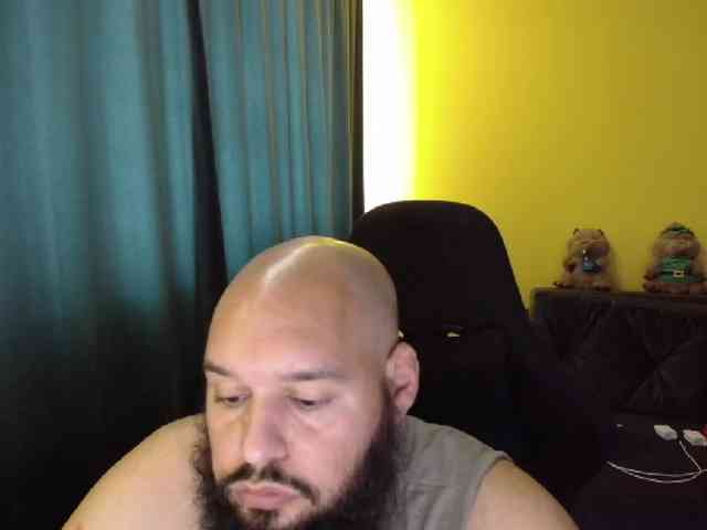 guessswho24
