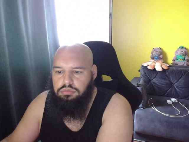 guessswho24
