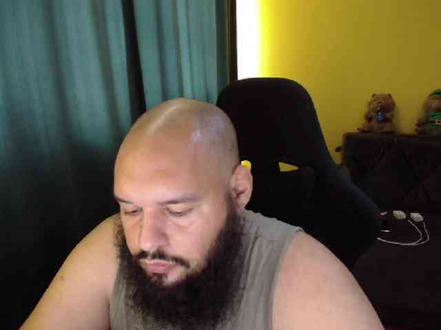 guessswho24