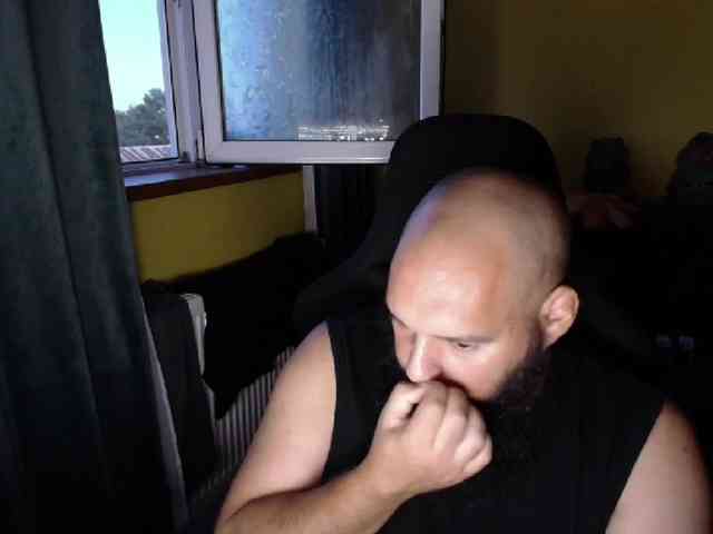 GuesssWho24