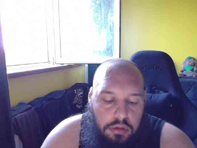 GuesssWho24