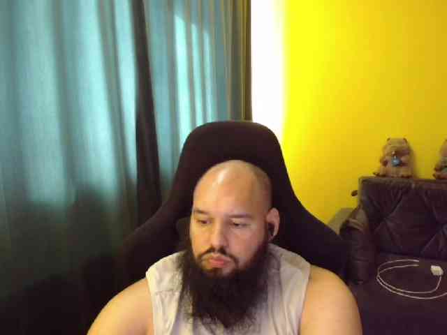 guessswho24