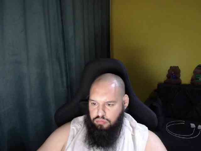guessswho24