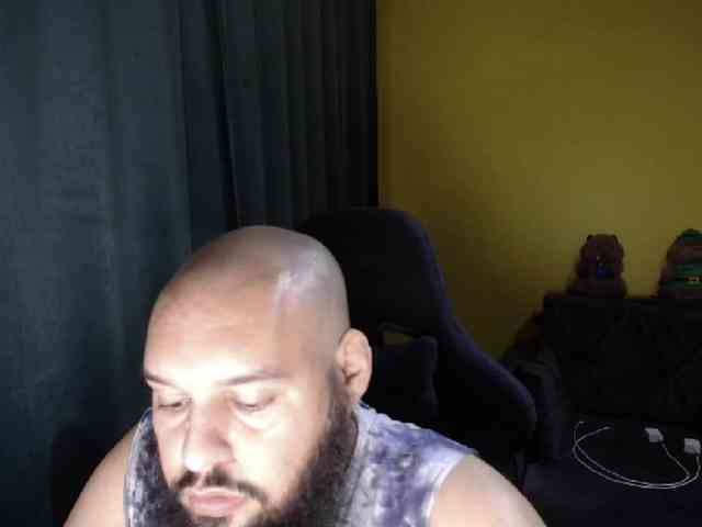 guessswho24