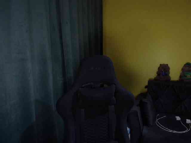 guessswho24