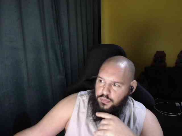 GuesssWho24