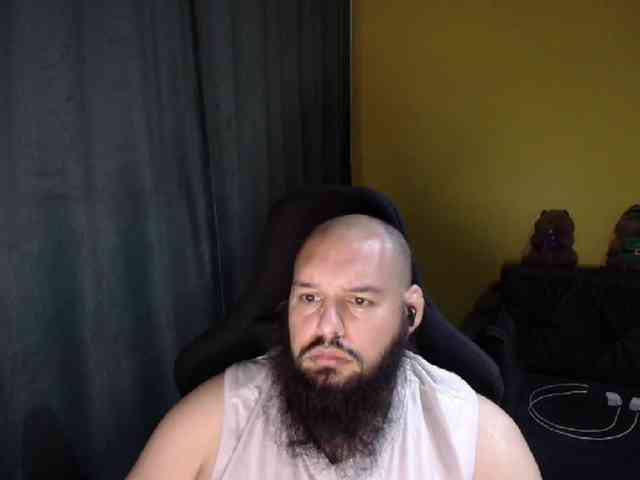 guessswho24