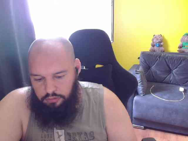 guessswho24