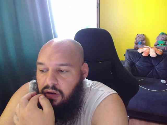 guessswho24