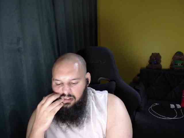 guessswho24