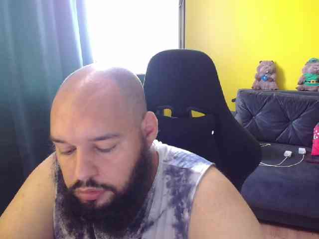guessswho24