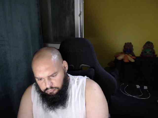 GuesssWho24