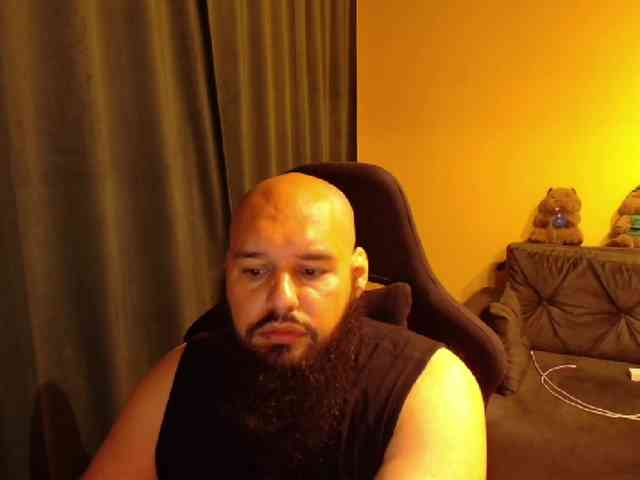 GuesssWho24