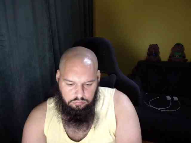 GuesssWho24
