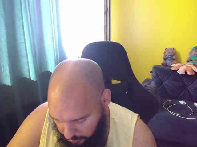 GuesssWho24