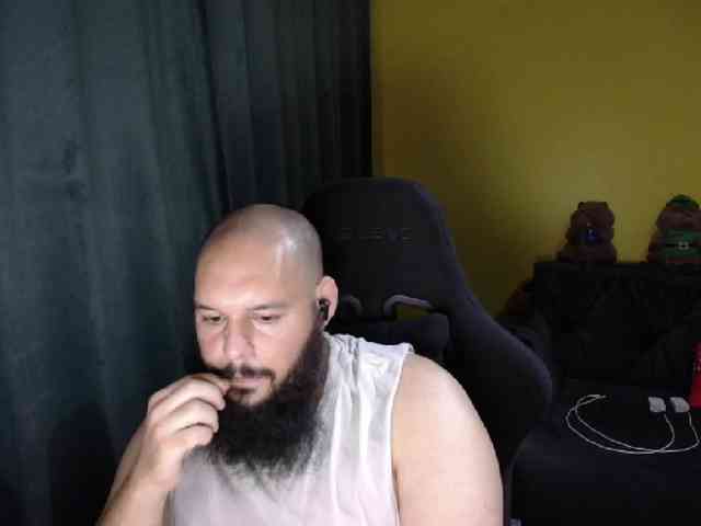 guessswho24