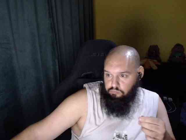 GuesssWho24