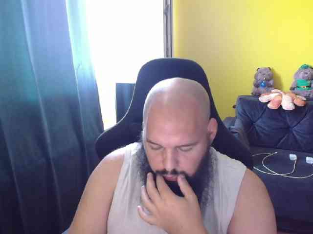 guessswho24