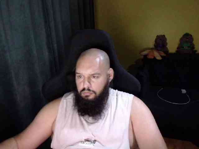 GuesssWho24