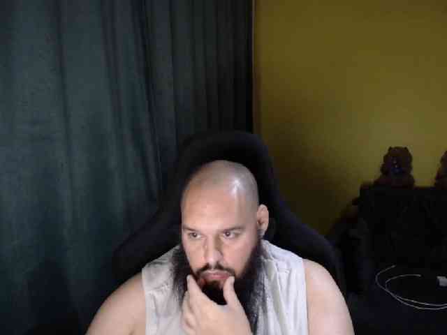 guessswho24
