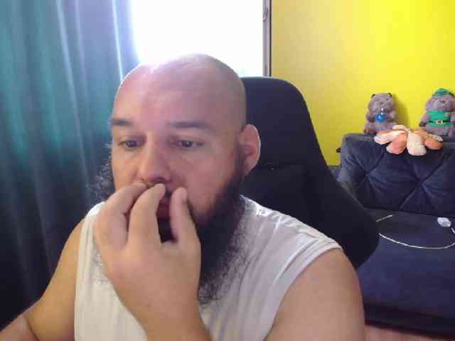 guessswho24