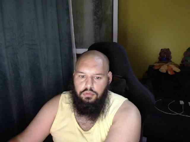 GuesssWho24