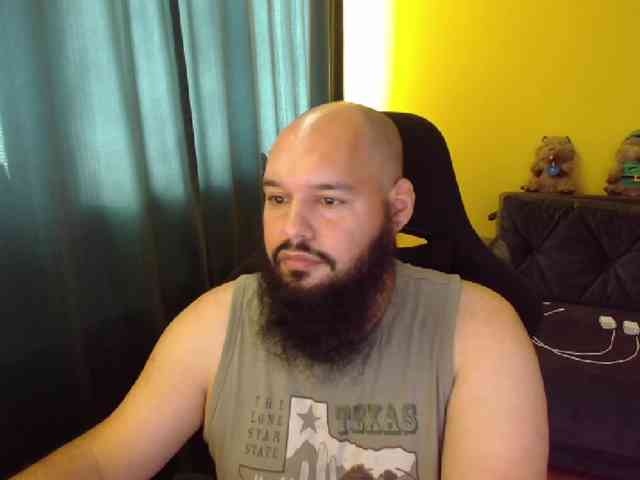 GuesssWho24