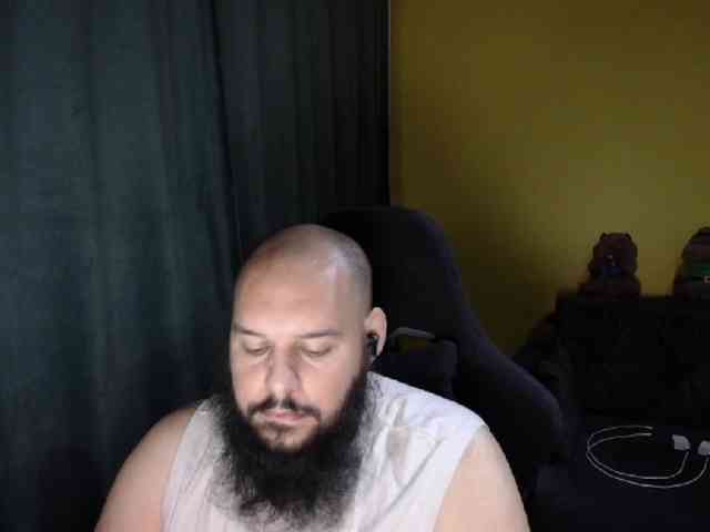 guessswho24