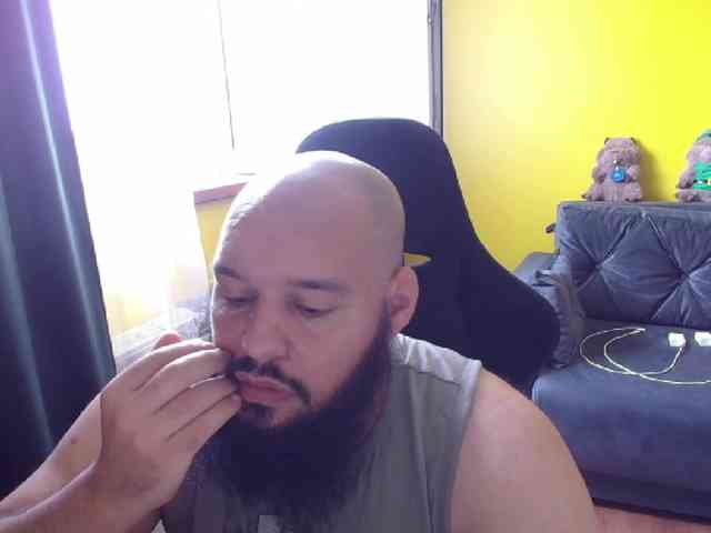 guessswho24