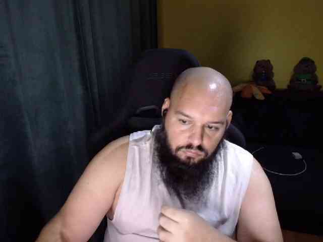 GuesssWho24
