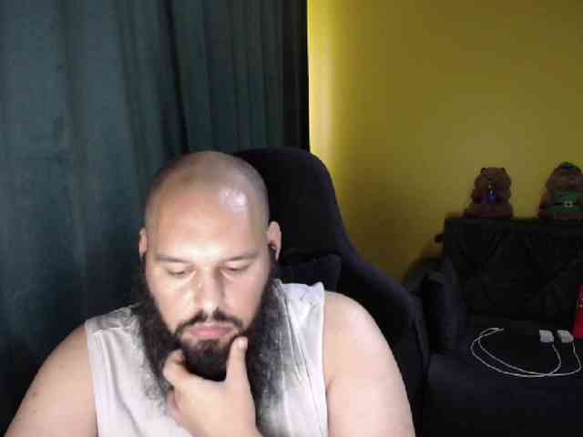 GuesssWho24