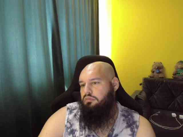 guessswho24