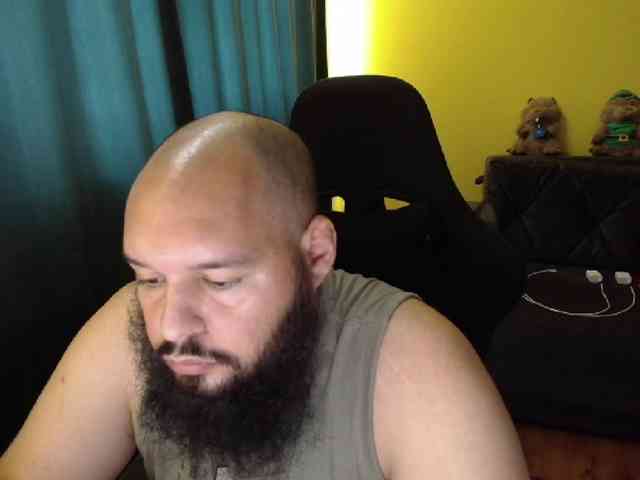 guessswho24