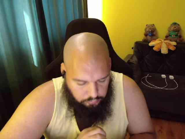 GuesssWho24