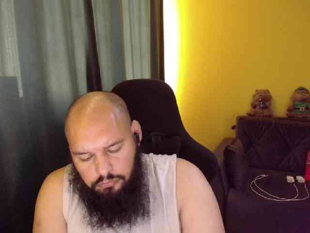 guessswho24