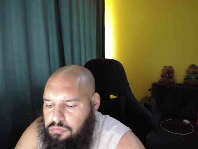 GuesssWho24