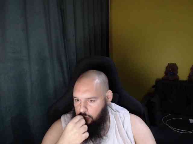 guessswho24