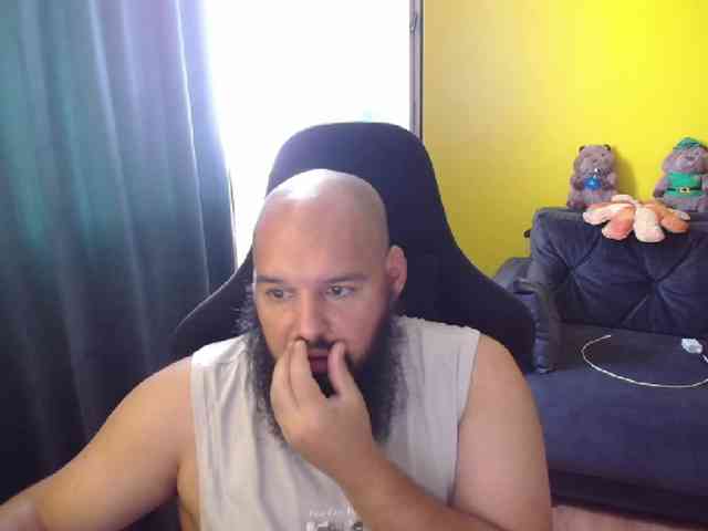 guessswho24