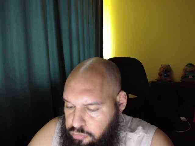 GuesssWho24