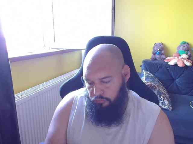 guessswho24