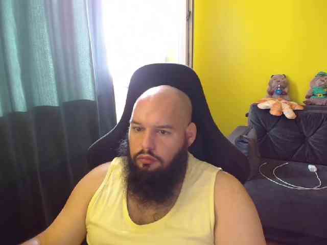 guessswho24