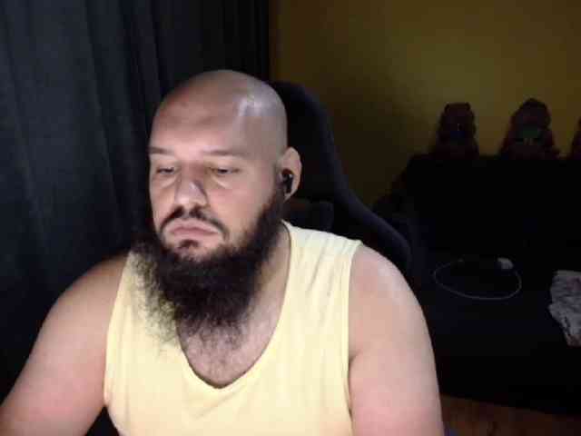 GuesssWho24
