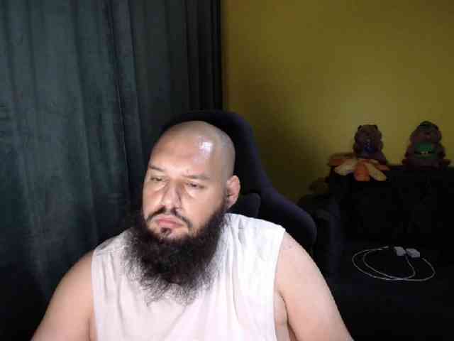 GuesssWho24