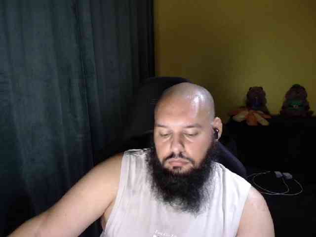 GuesssWho24
