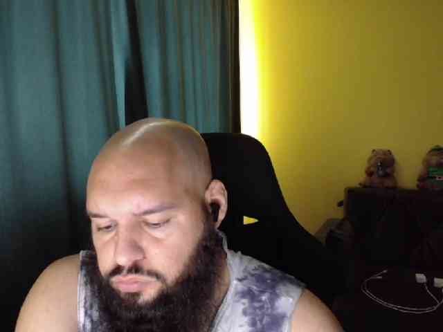 guessswho24
